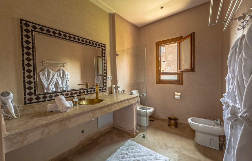 Ouazane Queen Suite