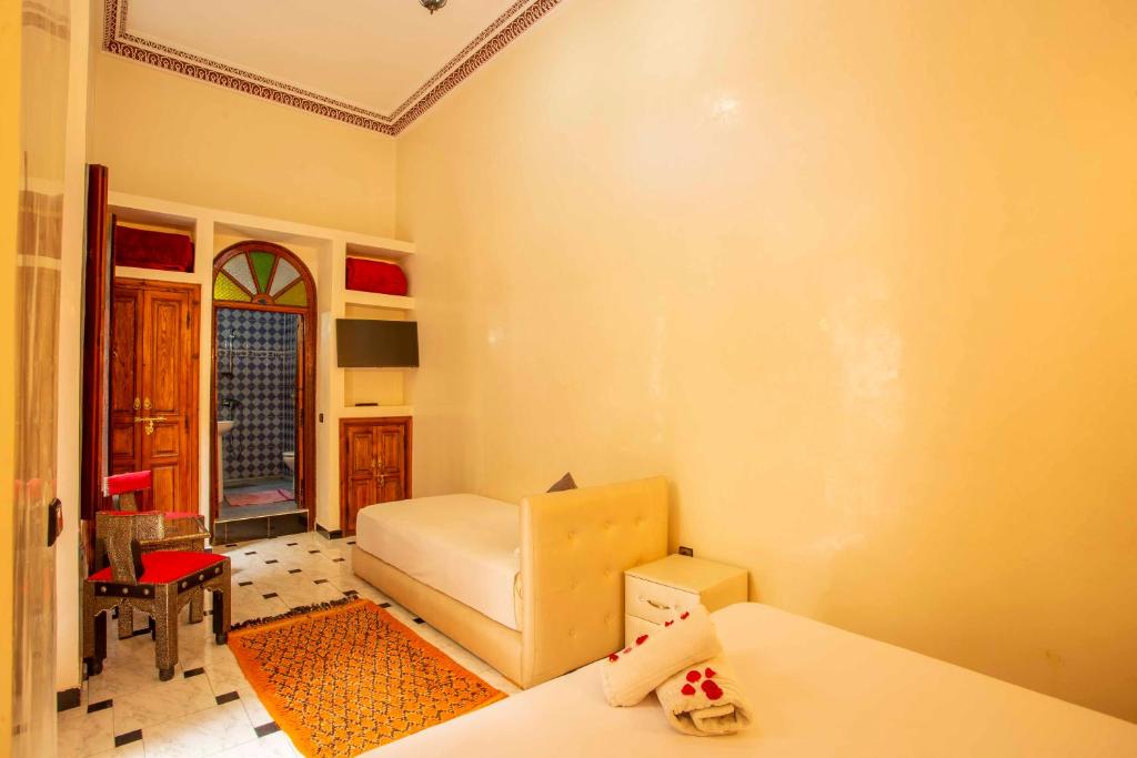 Basic Triple Room